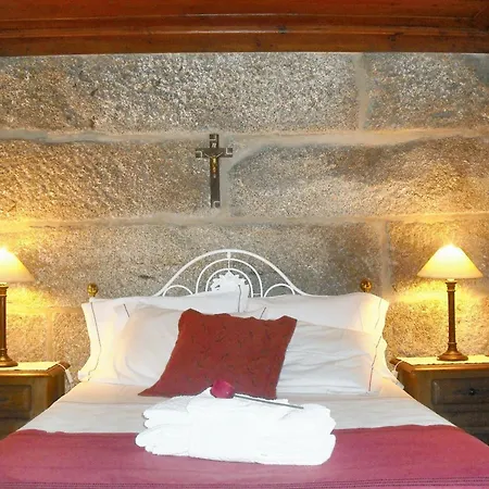 Charming House With Fireplace, Mountain View, Ponte Da Barca Feriehus *