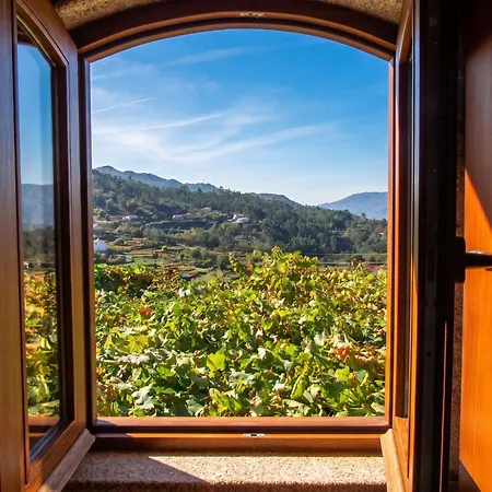 Charming House With Fireplace, Mountain View, Ponte Da Barca Moledo (Viana do Castelo)